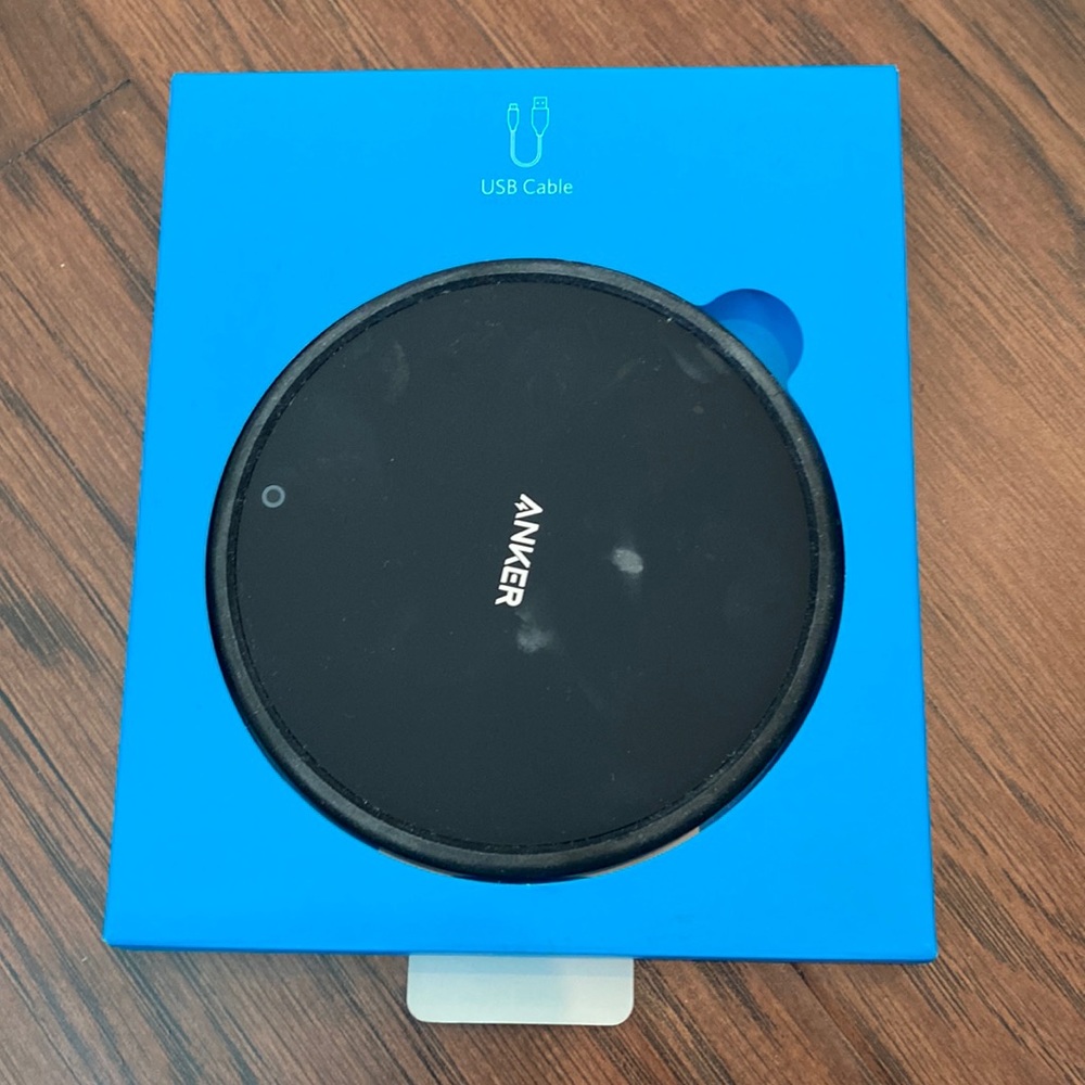 Anker powerwave 7.5 pad new with tags.